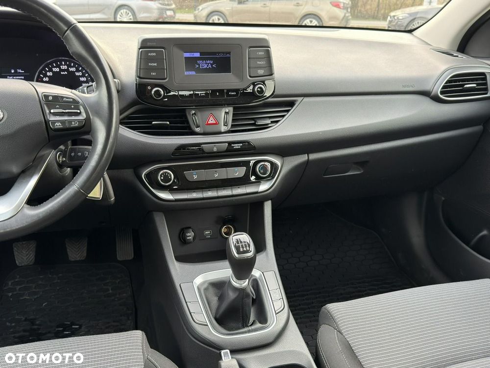 Hyundai i30 - 24