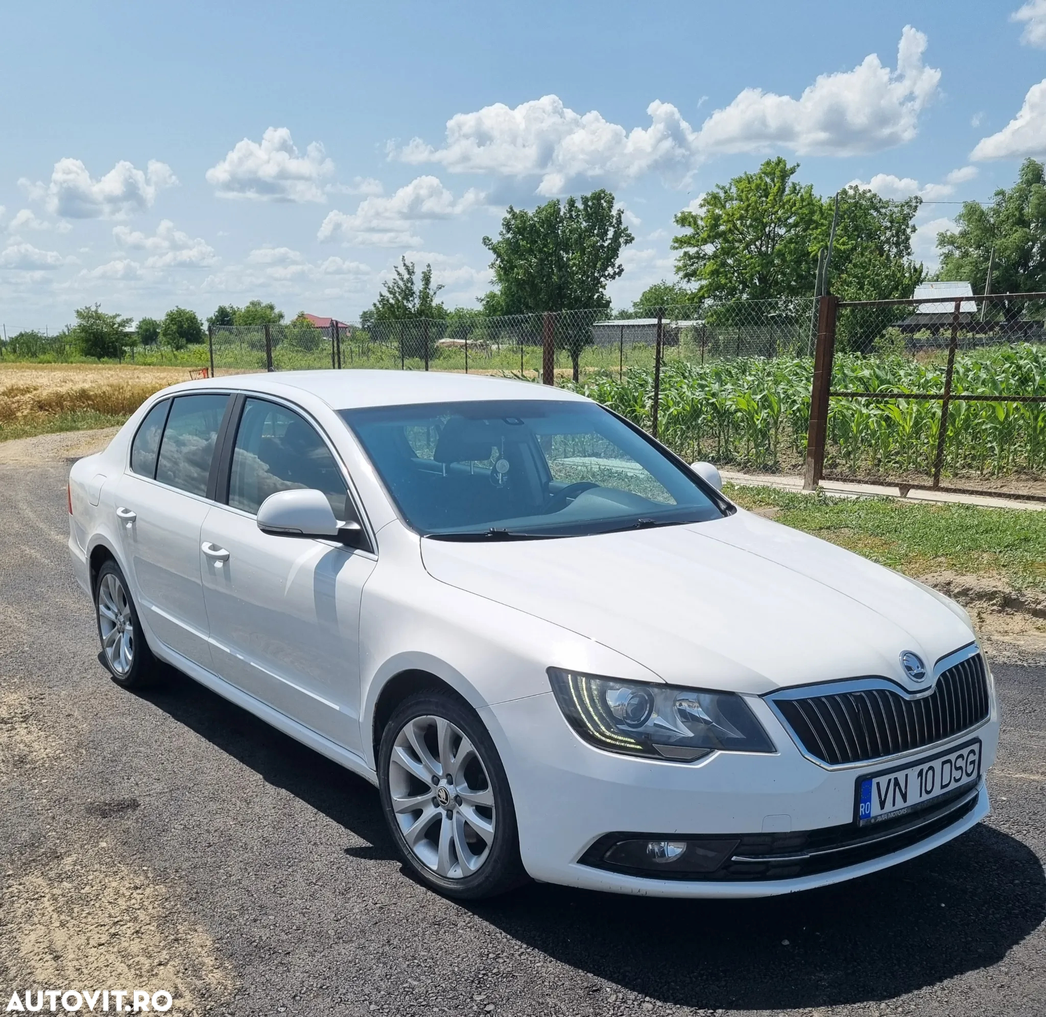 Skoda Superb 2.0 TDI Elegance - 2