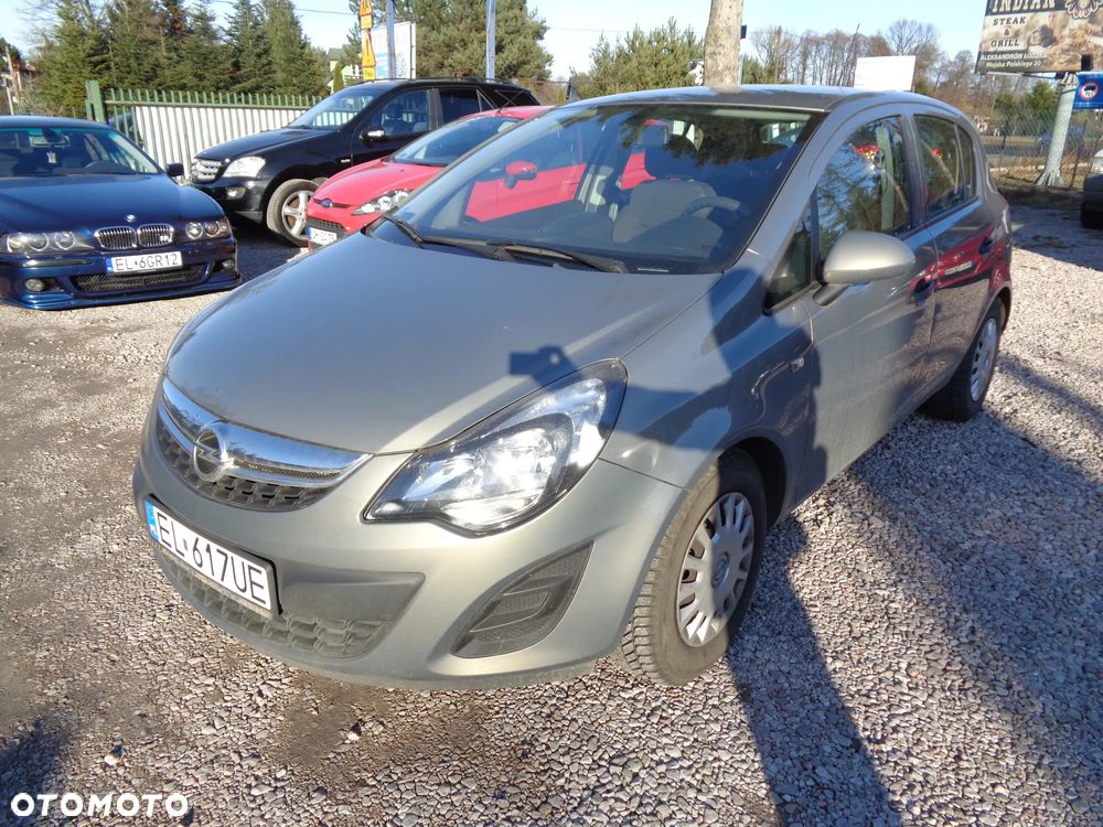Opel Corsa 1.2 16V Cosmo - 2