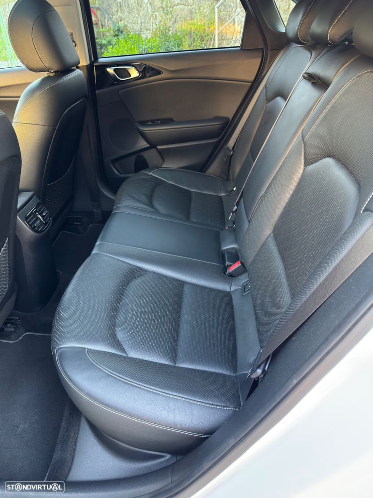 Kia Ceed 1.4 T-GDI TX+SRF 7DCT - 29