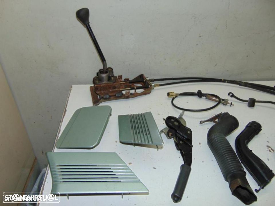 Toyota Corolla DX 3p a1985 vários - 2