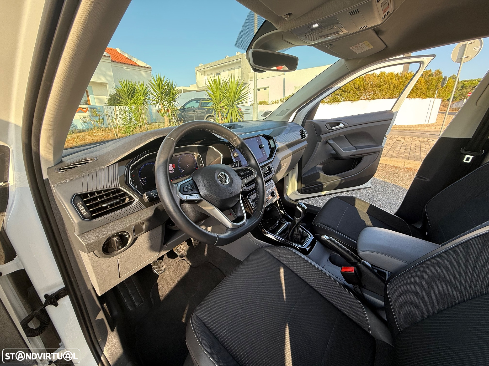 VW T-Cross 1.0 TSI Life - 10
