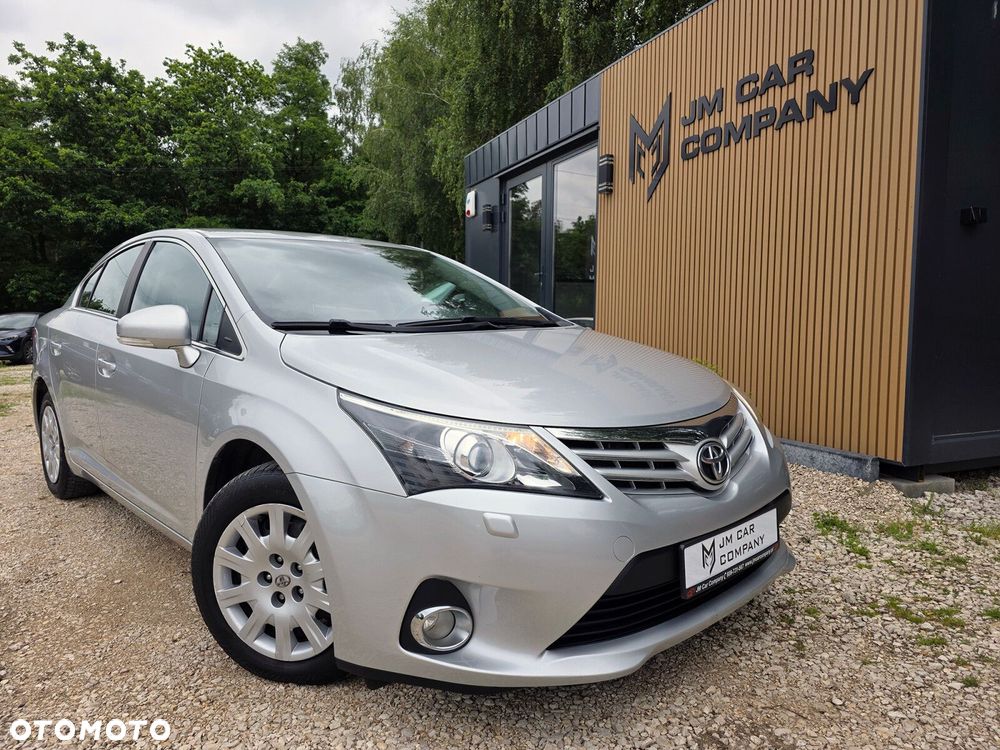 Toyota Avensis - 2