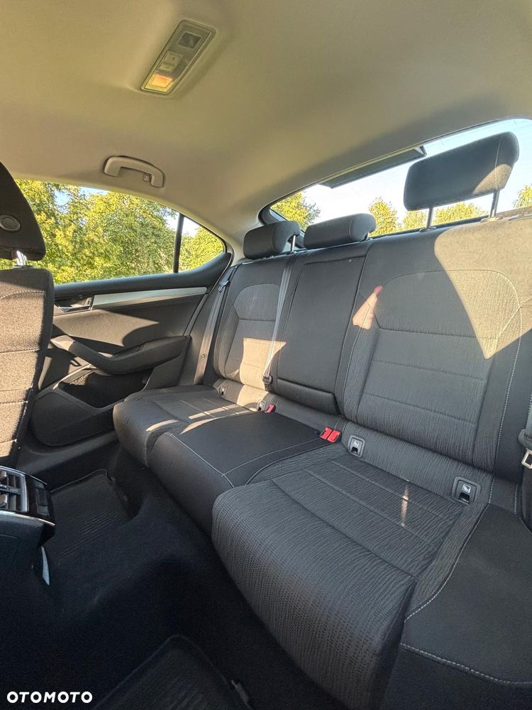 Skoda Superb 1.6 TDI Ambition - 10