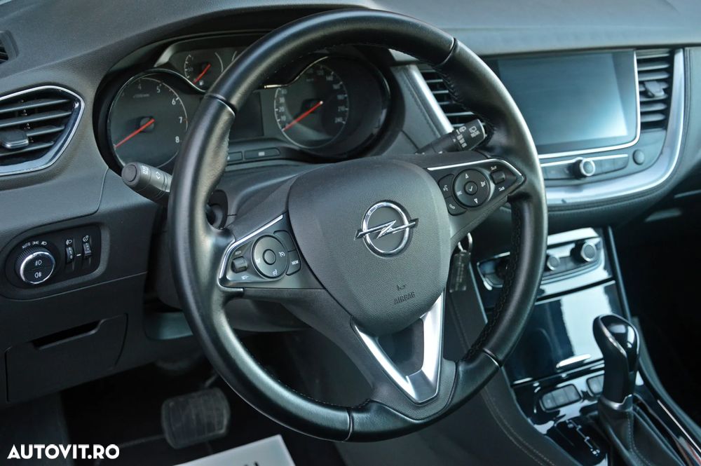 Opel Grandland 1.5 D Automatik Business Edition - 29