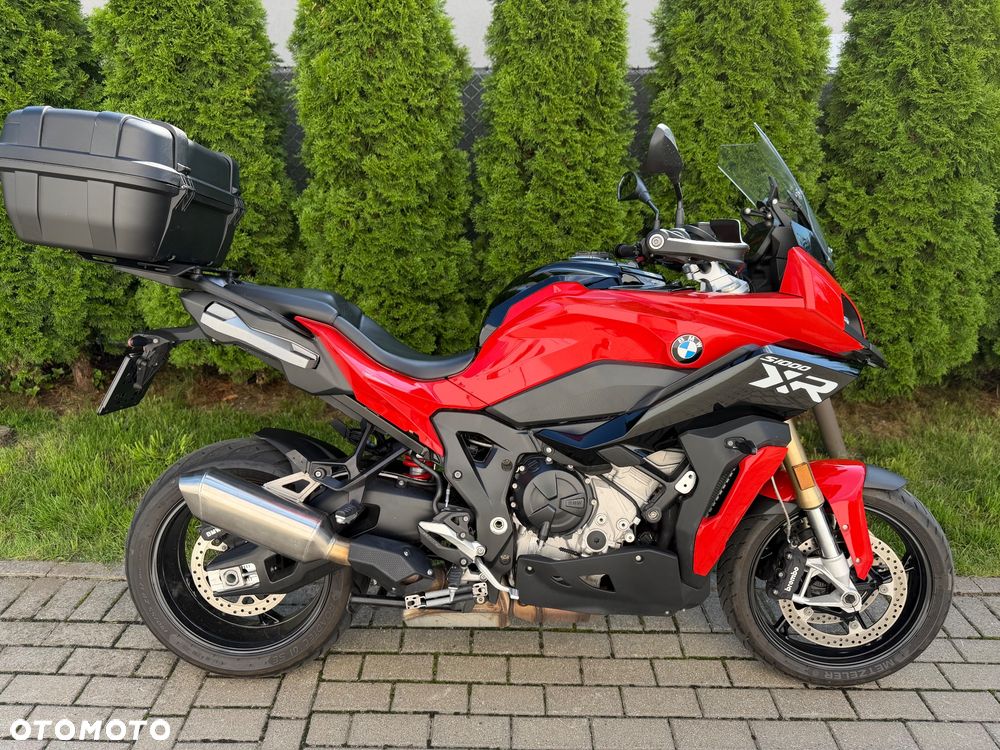 BMW XR - 1