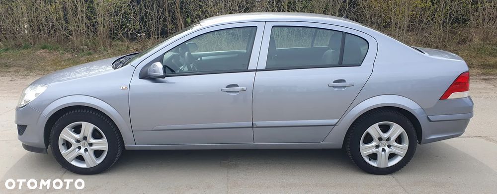 Opel Astra 1.6 - 6