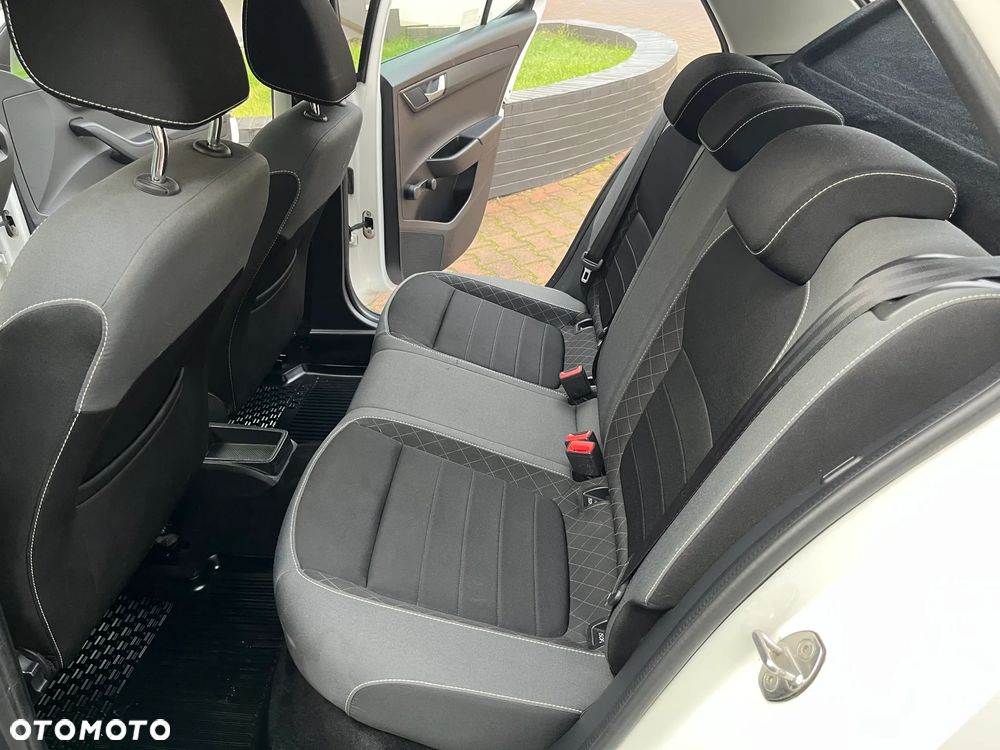 Skoda Fabia 1.0 Ambition - 16