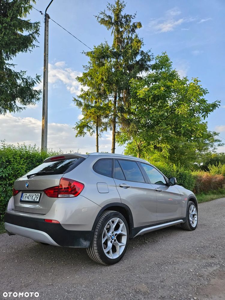 BMW X1 sDrive18d - 10