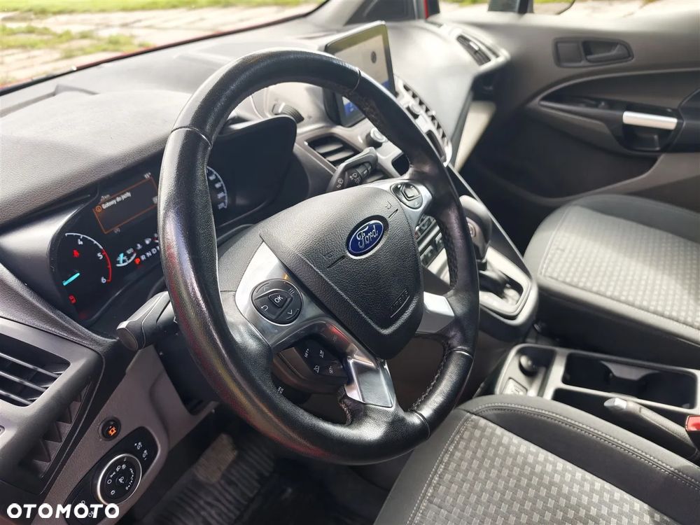 Ford Transit Connect - 22