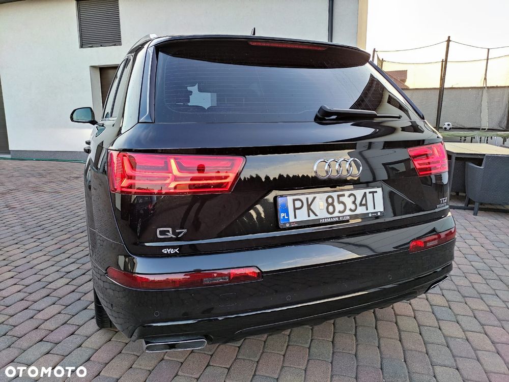 Audi Q7 - 16