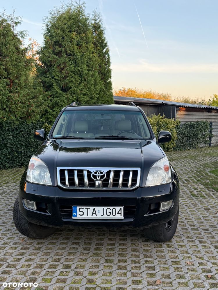 Toyota Land Cruiser 2005 photo 2