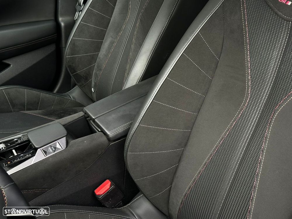 DS 4 1.2 PureTech Performance Line EAT8 — fotografia 9