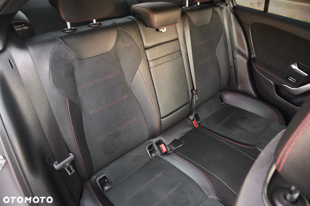 Mercedes-Benz Klasa A 220 d 8G-DCT AMG Line - 24