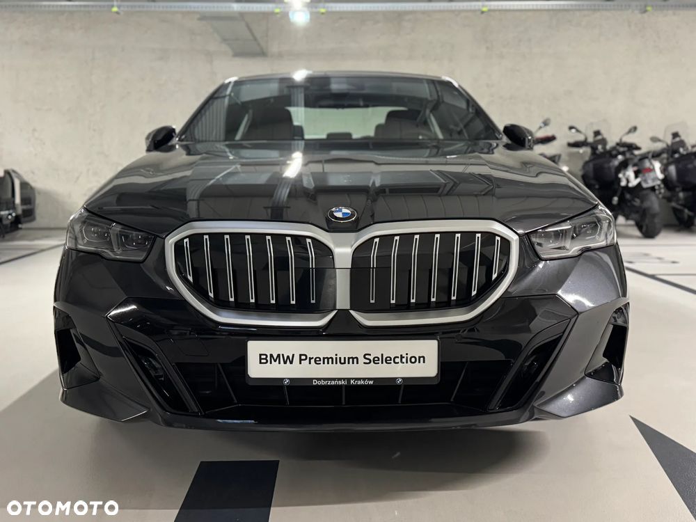 BMW Seria 5 520d xDrive mHEV M Sport - 12