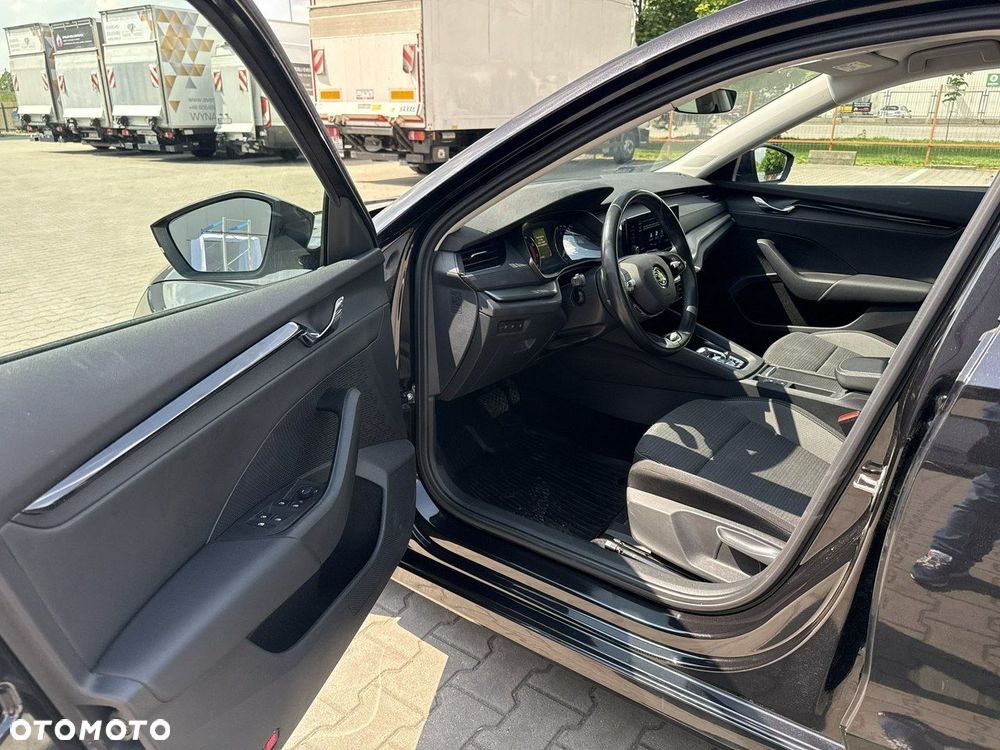 Skoda Octavia 1.5 TSI e-Tec Ambition DSG - 10