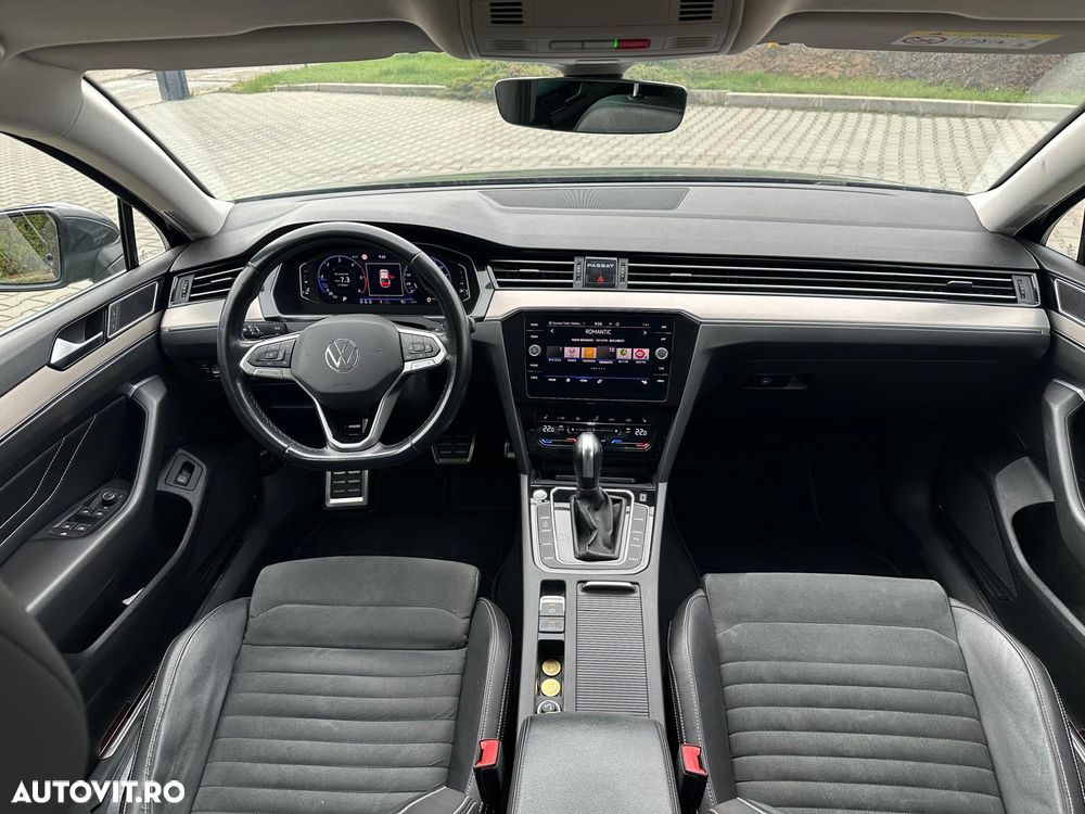 Volkswagen Passat 2.0 TDI DSG Highline - 12