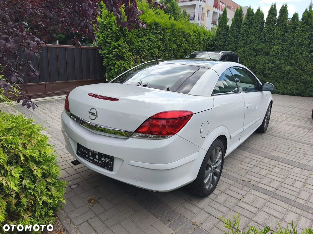 Opel Astra 1.8 Cosmo - 9