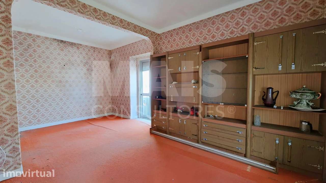 Prédio no Centro Histórico de Peniche com Elevado Potencial de Inve... - Grande imagem: 3/25
