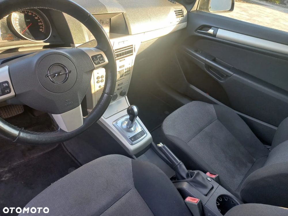 Opel Astra - 8