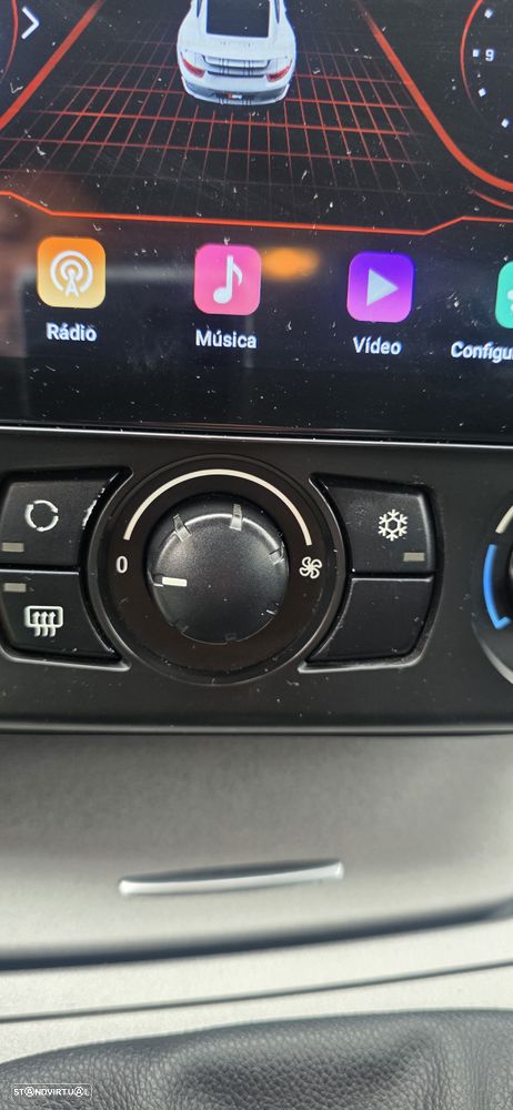 BMW 118 d DPF Edition Sport — fotografia 8