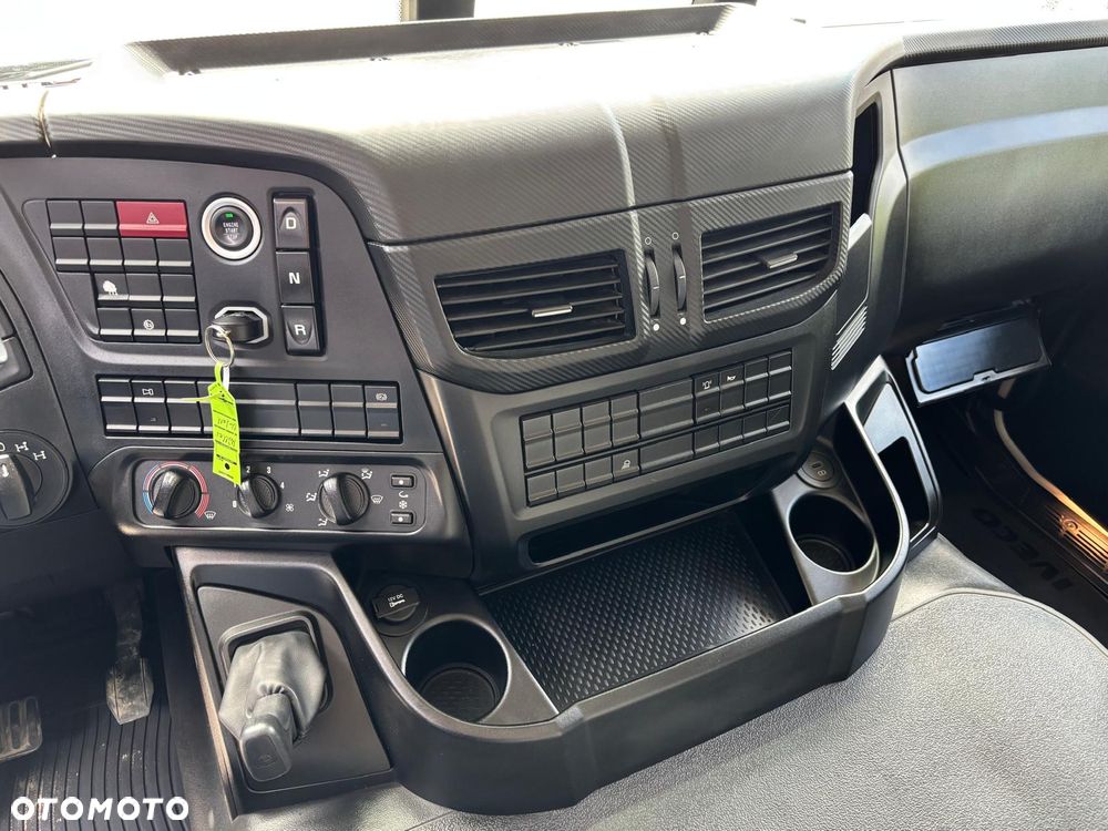 Iveco X-WAY AD360XZ 8x4 EURO6 WYWROTKA TRÓJSTRONNA Z BORDMATIKIEM - 26