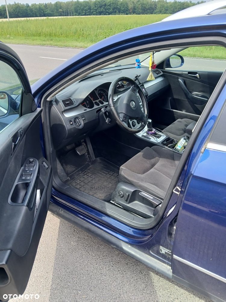 Volkswagen Passat - 5