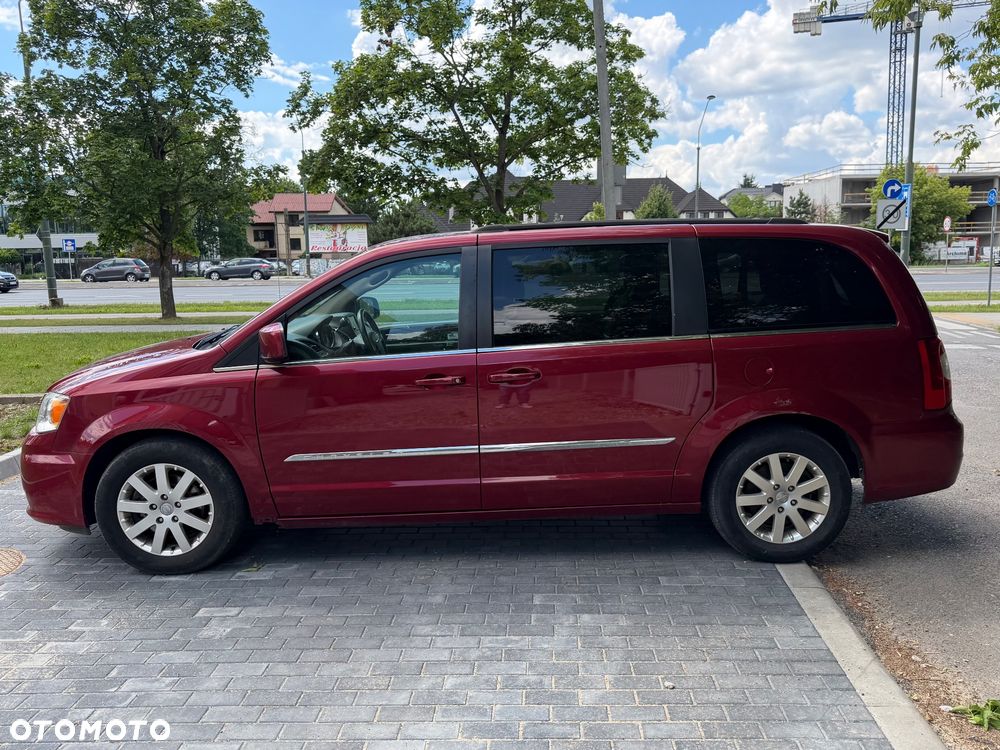 Chrysler Town & Country 3.6 Touring - 4