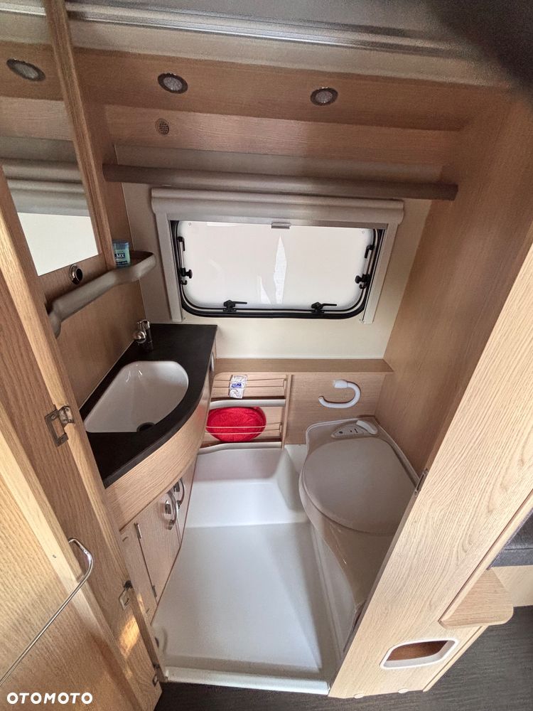 Hymer-Eriba Touring 430 - 8