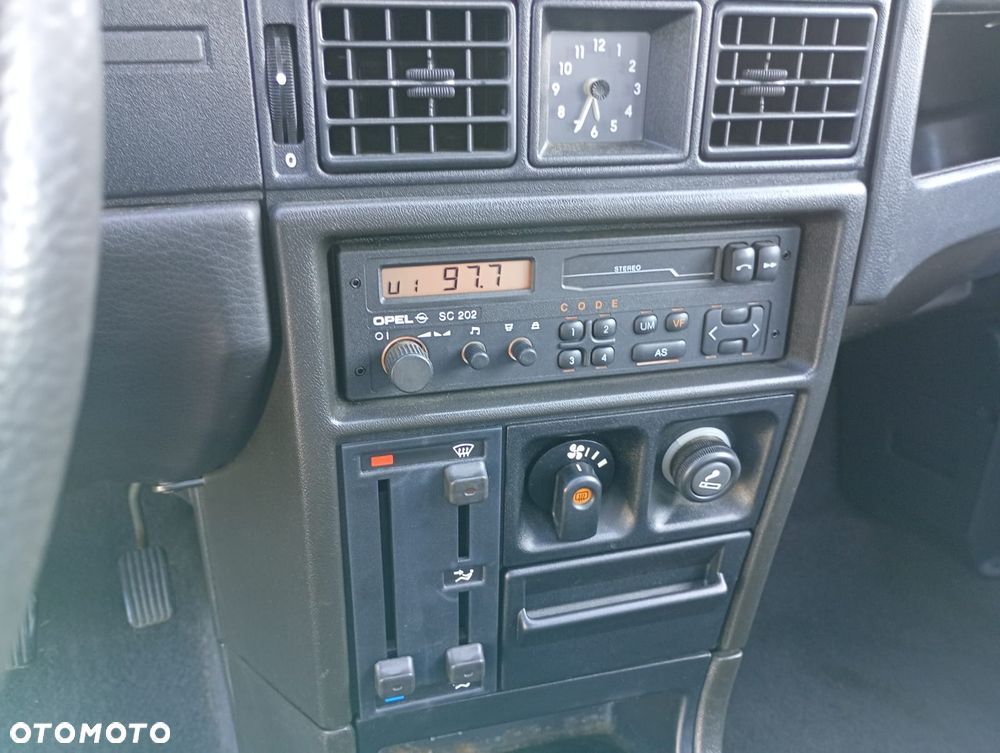 Opel Kadett 1.4 LS - 14
