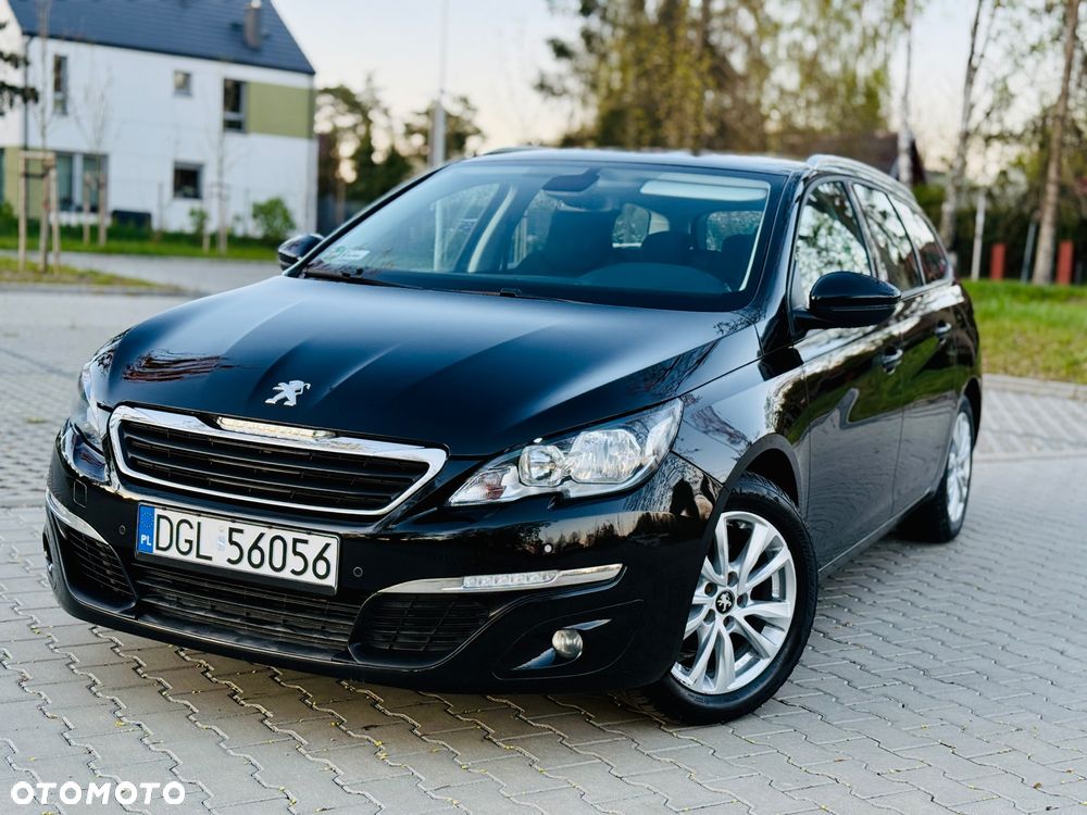 Peugeot 308 - 1