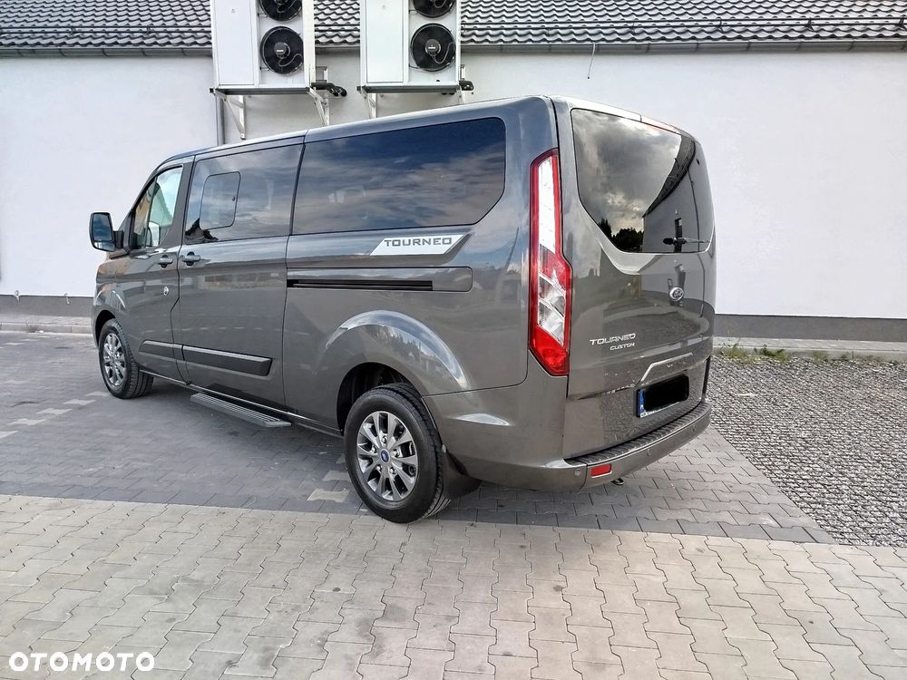 Ford Tourneo Custom 2.0 EcoBlue L2 Titanium - 8