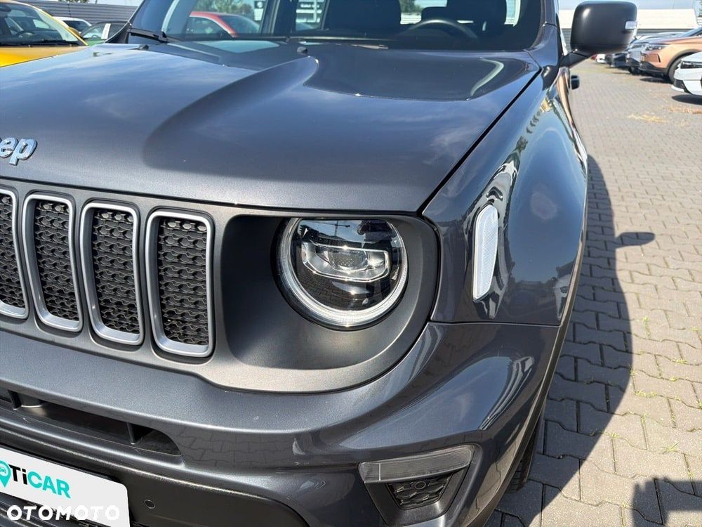 Jeep Renegade 1.5 T4 mHEV Altitude FWD S&S DCT - 13