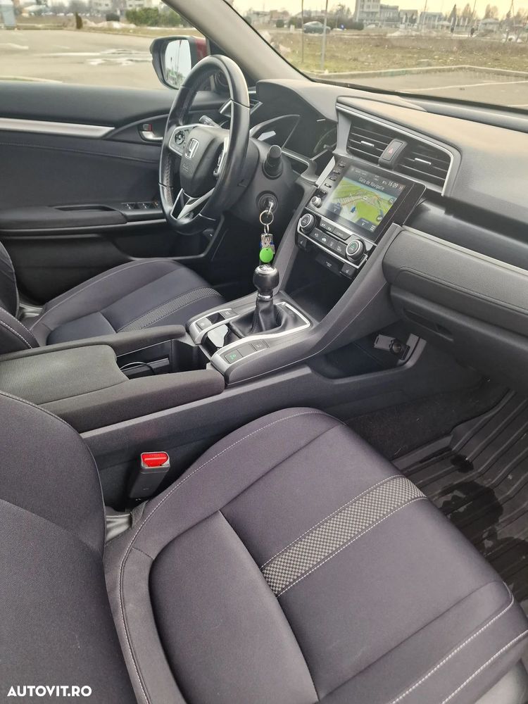 Honda Civic 1.5 VTEC Turbo Elegance Navi - 10