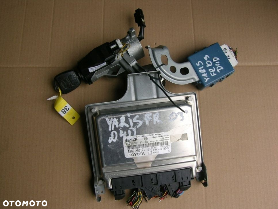 TOYOTA YARIS I D4D -05 STACYJKA KOMPUTER STEROWNIK - 4