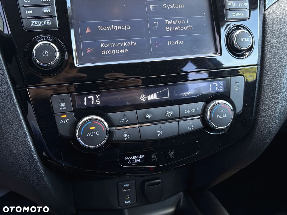 Nissan X-Trail 1.6 DIG-T N-Connecta - 29