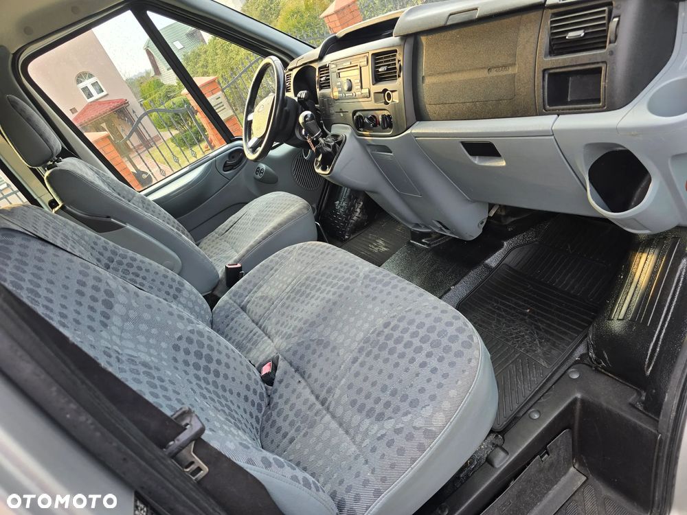 Ford Transit 280M Trend - 26