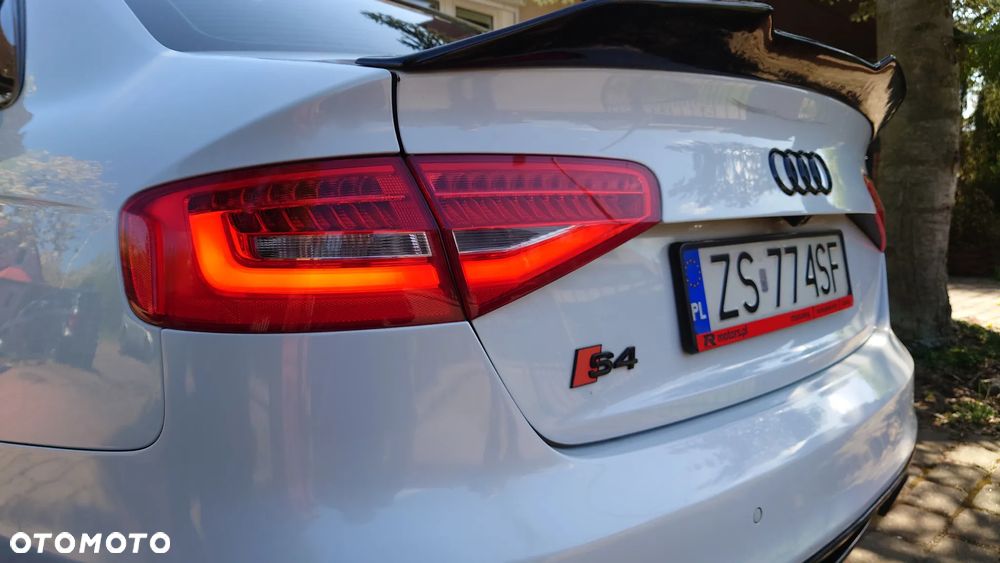 Audi S4 Limousine - 2