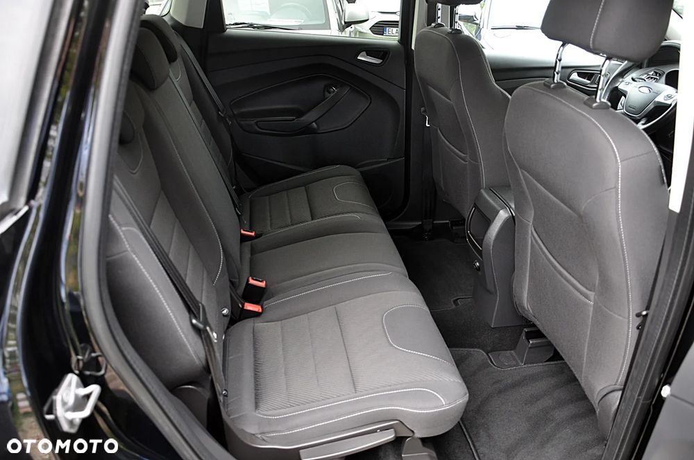 Ford Kuga - 29