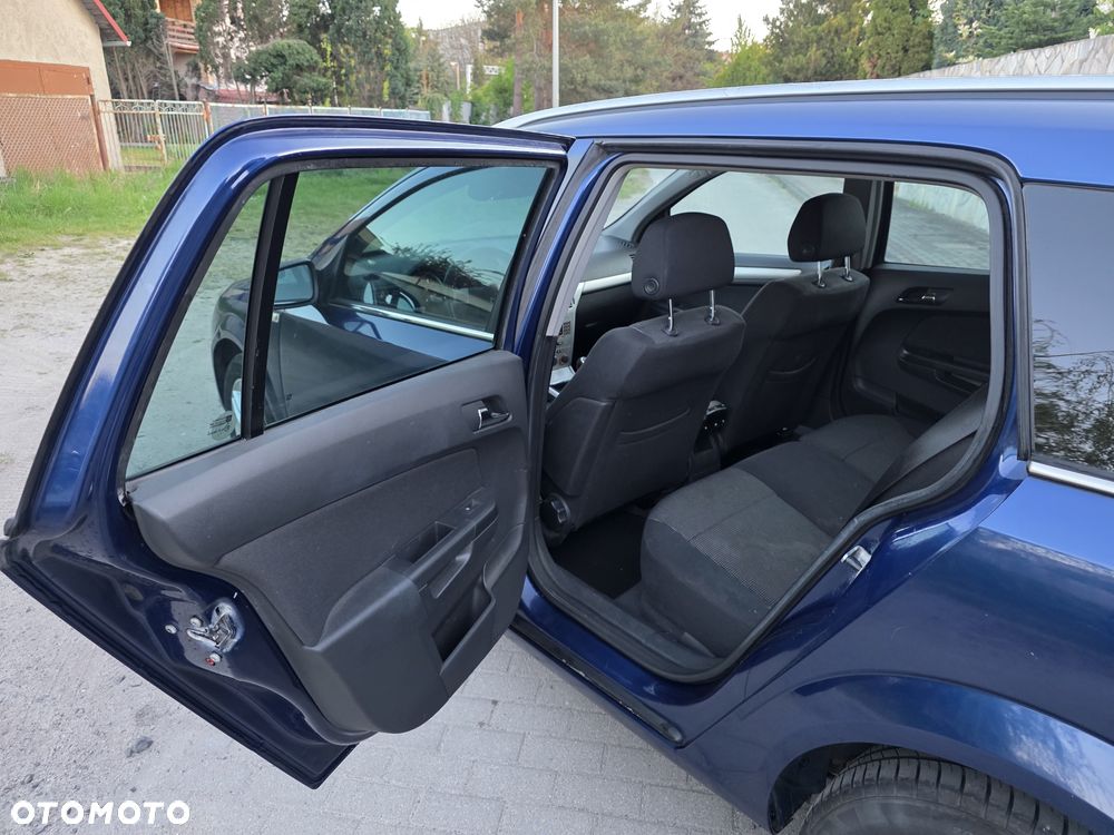 Opel Astra 1.8 Sport - 12