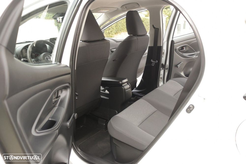 Toyota Yaris 1.5 HDF Comfort - 22