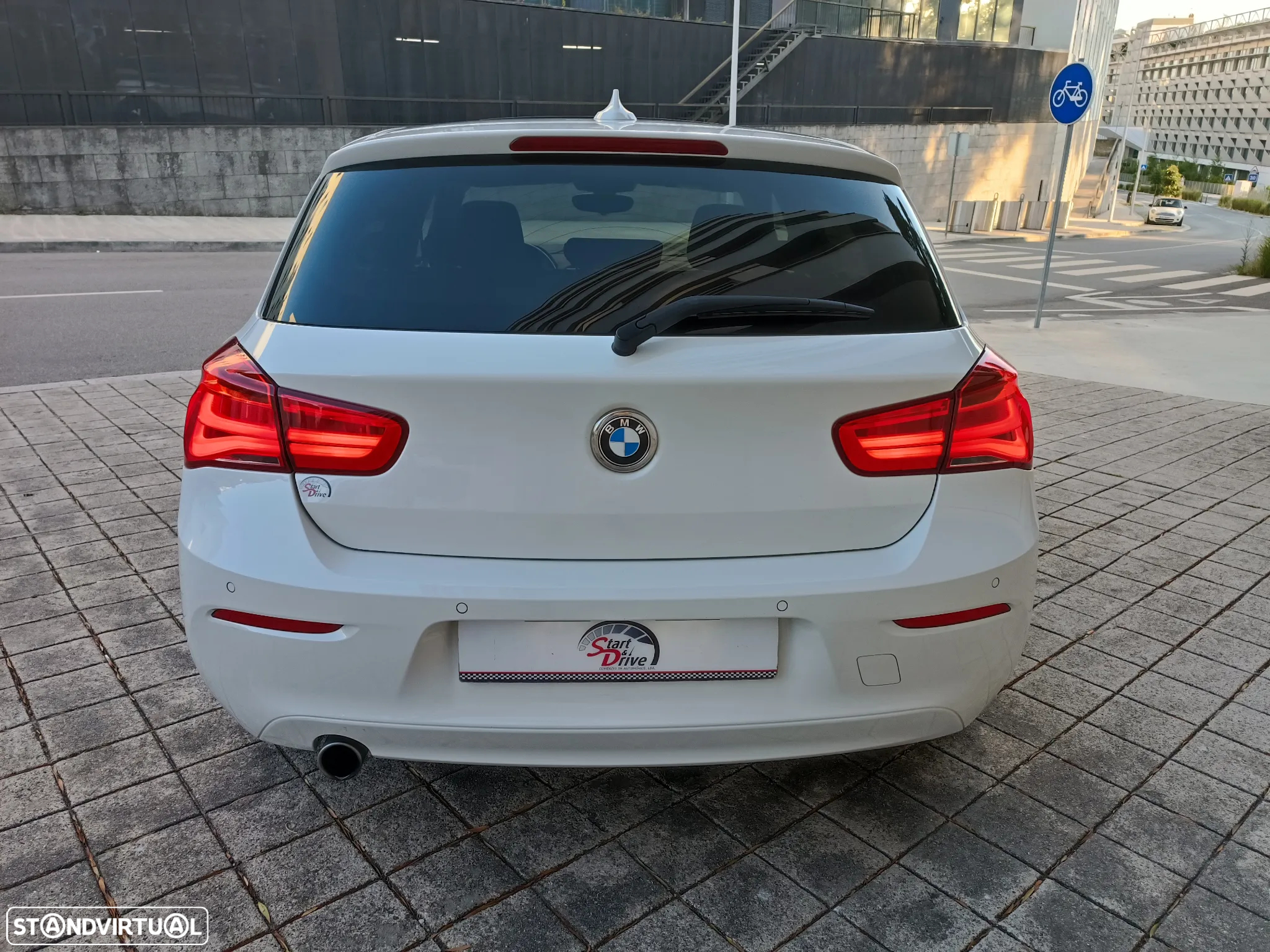 BMW 116 d EDynamics Line Sport - 9