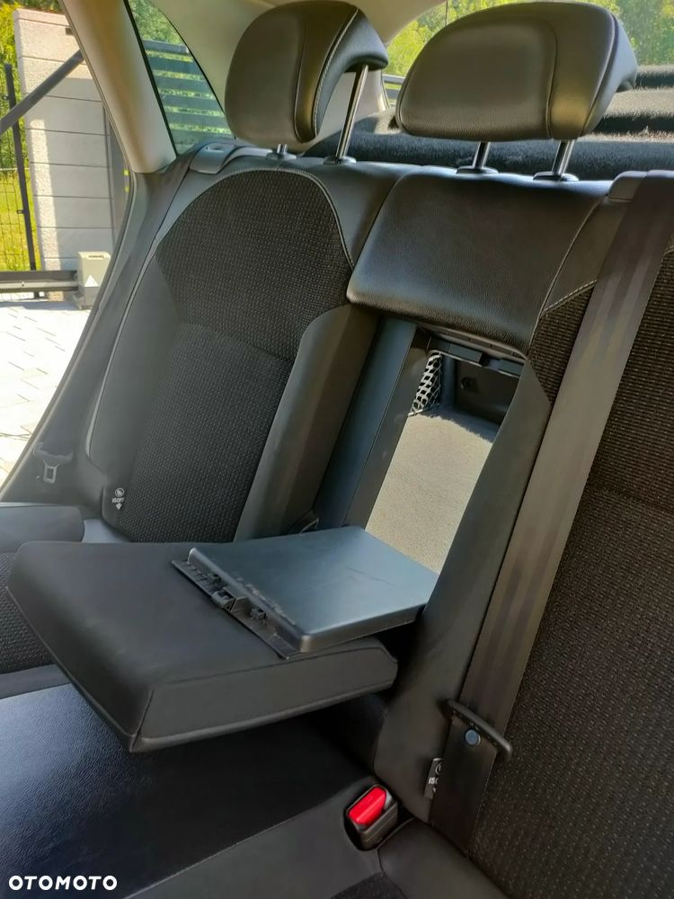 Citroën C4 e-HDi 115 Exclusive - 12