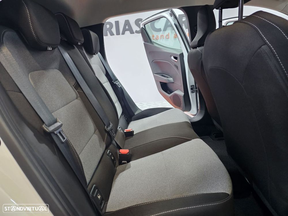 Renault Clio 1.0 TCe Evolution - 12