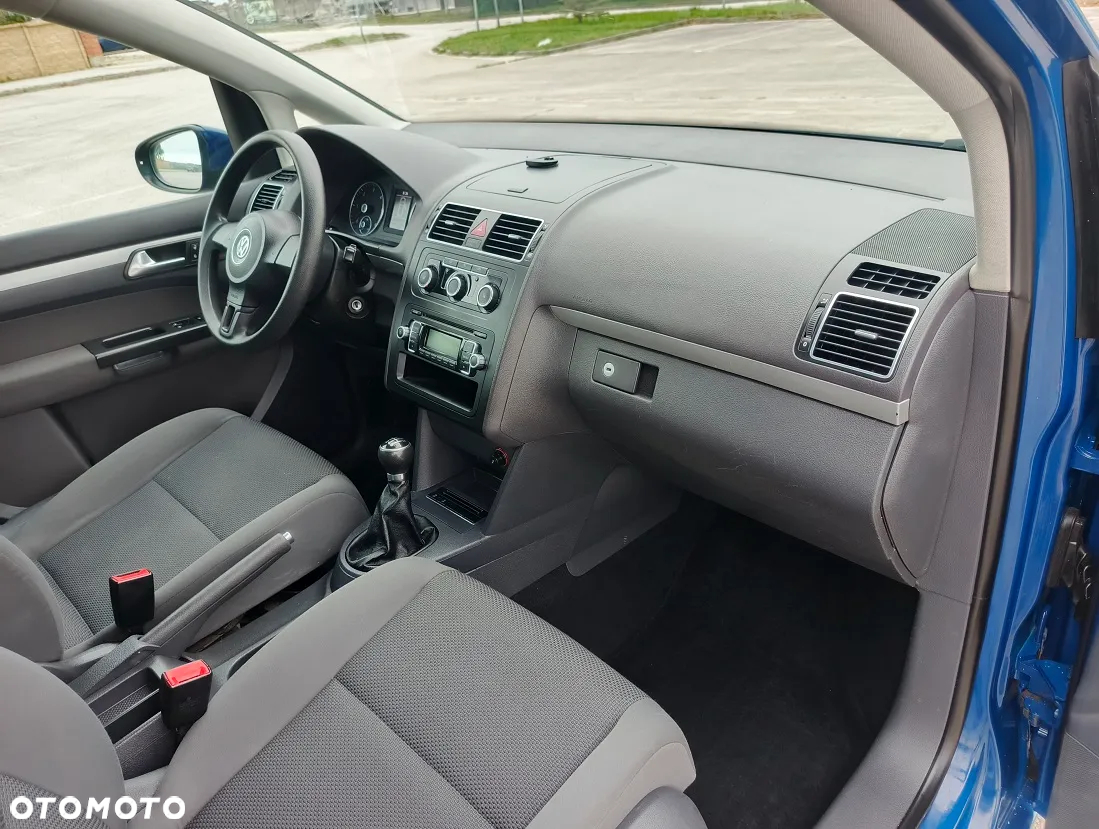 Volkswagen Touran 1.6 TDI DPF BlueMotion Technology Comfortline - 15