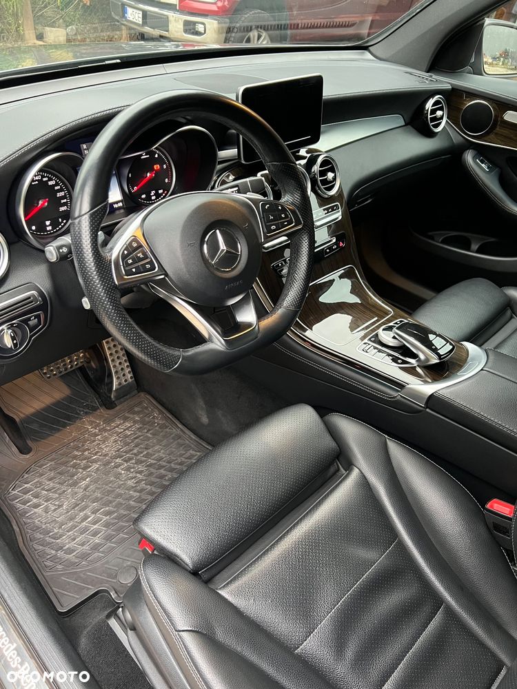 Mercedes-Benz GLC - 11