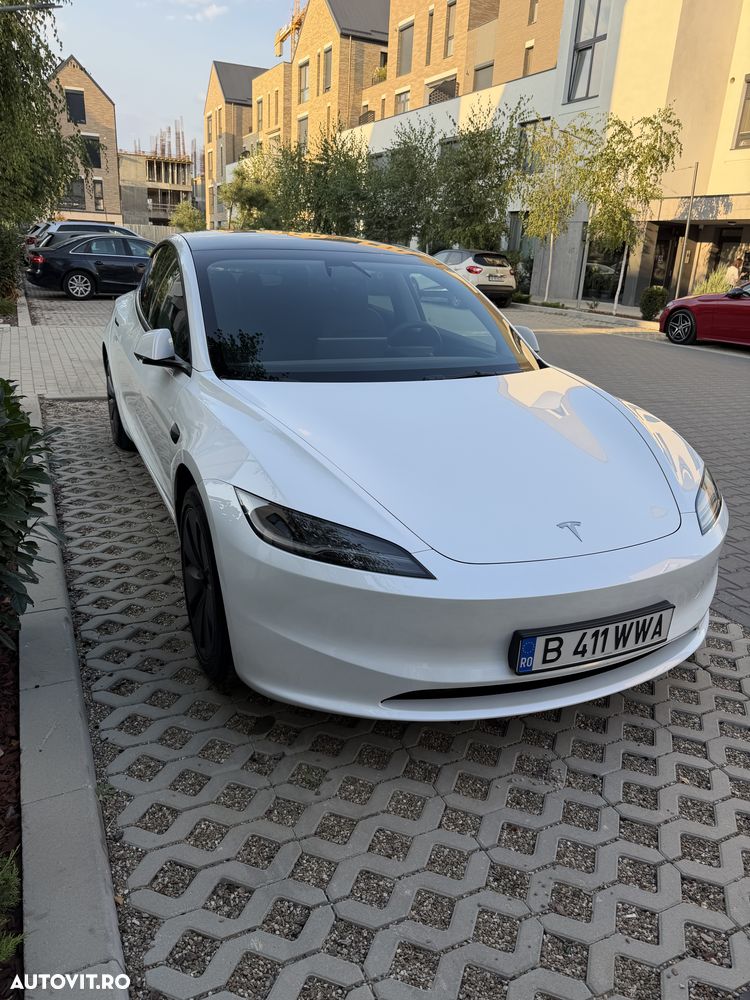 Tesla Model 3 2024 photo 5