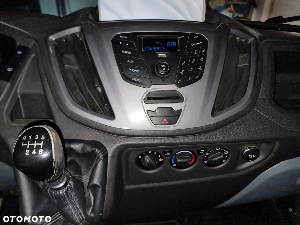 Ford Transit - 10