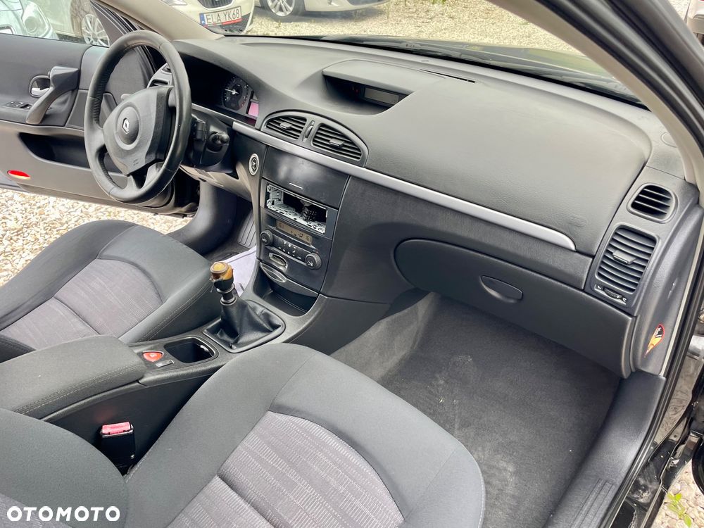 Renault Laguna 1.9 dCi FAP Avantage - 24