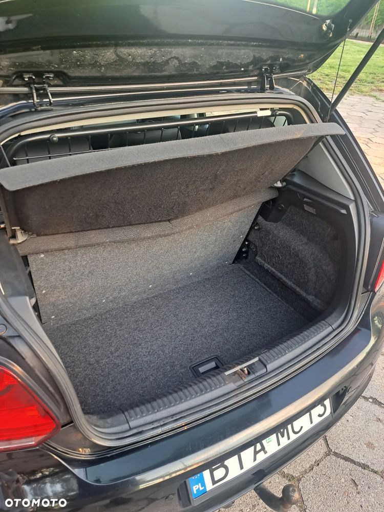 Volkswagen Polo - 8